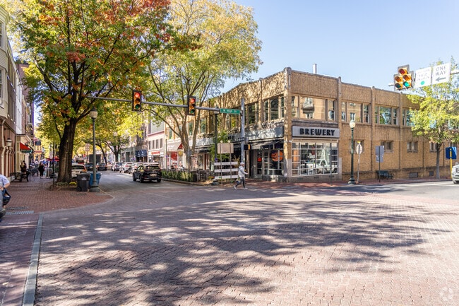 Gay and High Streets serve as the center of West Chester's lively dining scene.