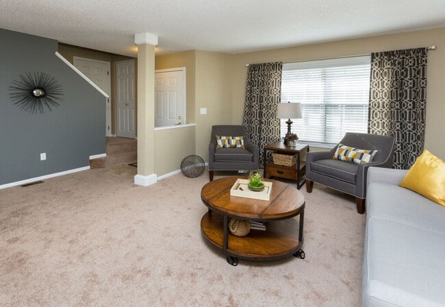 Ashworth Pointe & Foxboro Townhomes, West Des Moines, IA 50266 - photo 4