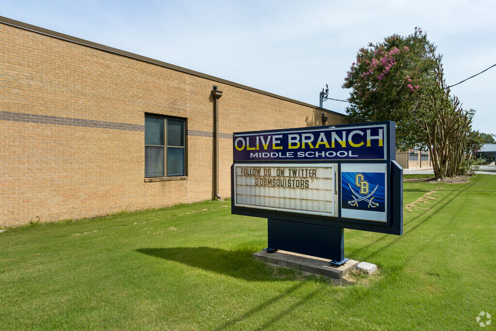 Olive Branch Middle School is located at 6530 Blocker St in Olive Branch.
