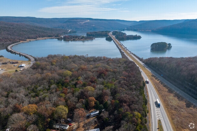 Chattanooga is only 30 minutes away on I-24.