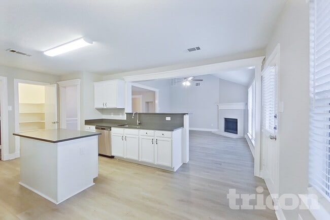 3454 Charing Cross Rd, Midlothian, TX 76065 - photo 6