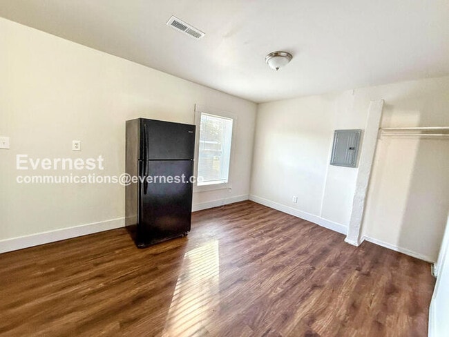 207 9th Ave W unit 207, Birmingham, AL 35204 - photo 2