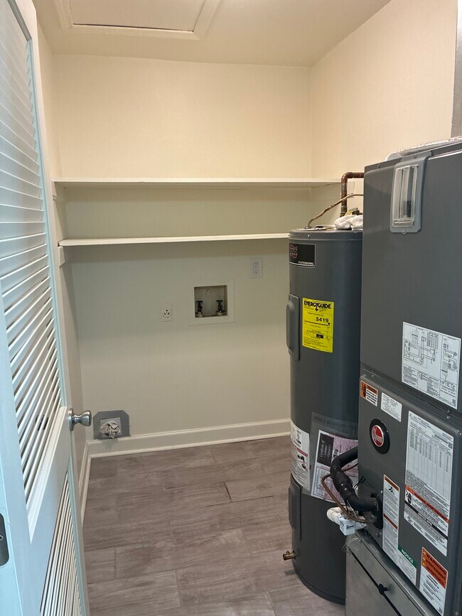 6103 Julie Kays Way unit 3, Louisville, KY 40258 - photo 6