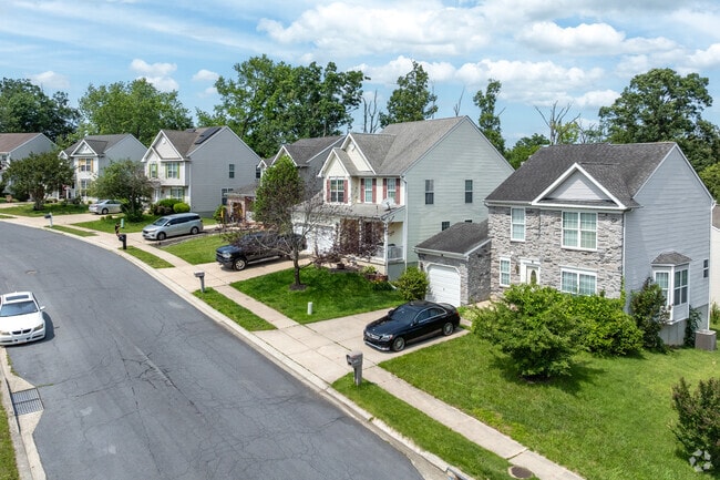When you live in the Long Bar Harbor neighborhood, you have your choice of newly built homes.