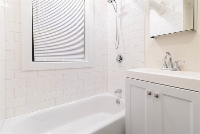 24 Peterborough St unit 31, Boston, MA 02215 - photo 6