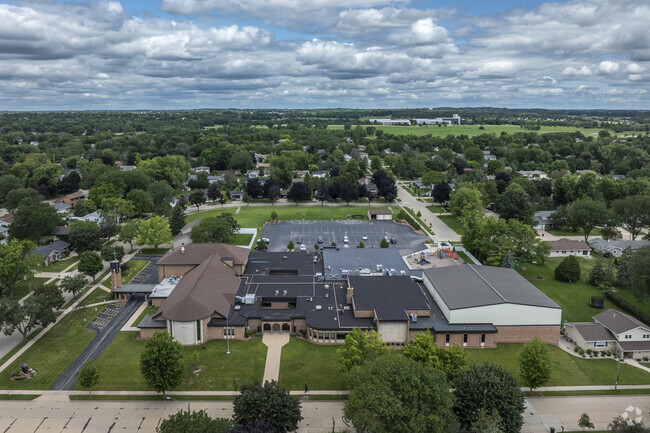 Mount Olive Lutheran School in Appleton has a student-to-teacher ratio of 27 to 1.