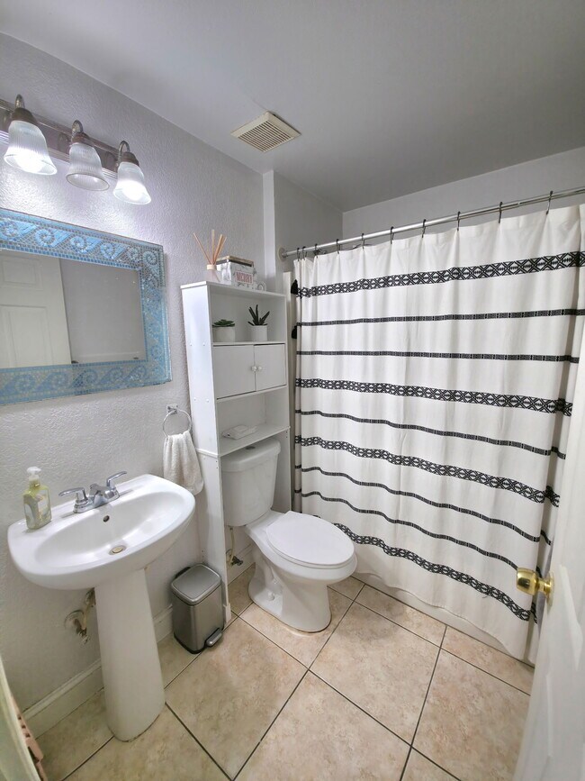 13105 Odyssey Lake Way, Orlando, FL 32826 - photo 7