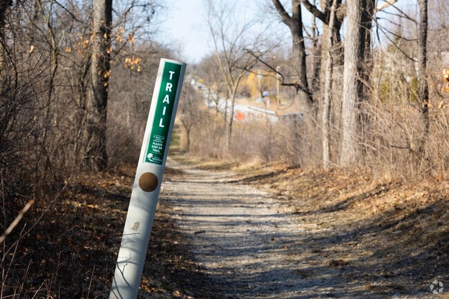 Walk, ride, hike, what ever you wish through over 40 miles of trails in Palos Hills.