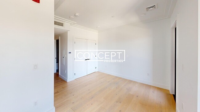50 Leo M Birmingham Pkwy unit 405, Boston, MA 02135 - photo 4