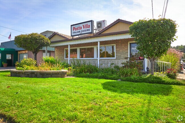 Grab some grub at Pasta Villa.