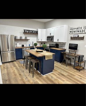 1211 St Stephens Church Rd unit H, Crownsville, MD 21032 - photo 1