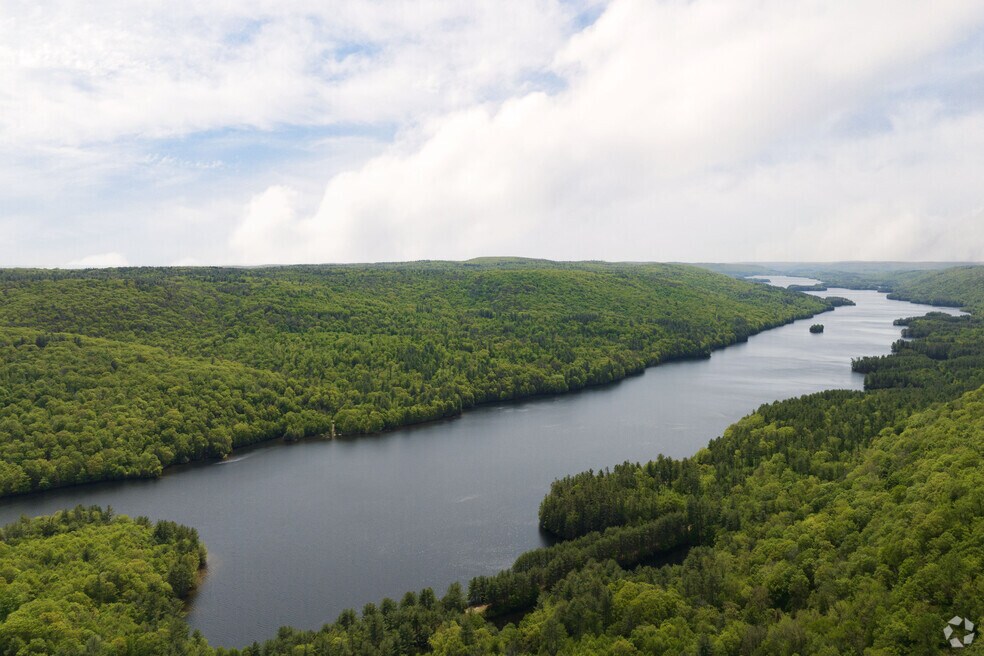 Final_Neighborhood_EastRiverton_V1_01302024.mp4