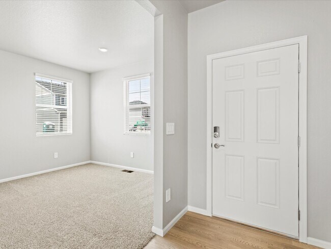 4704 Sugarcane St, Johnstown, CO 80534 - photo 3