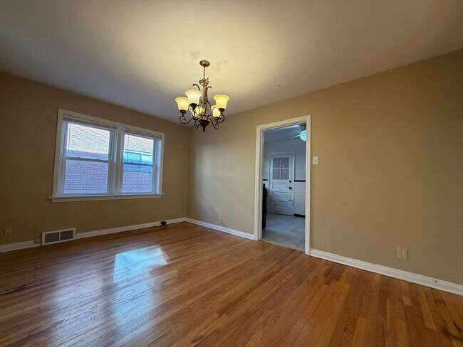 420 S Hanley Rd unit 1W, Saint Louis, MO 63105 - photo 6