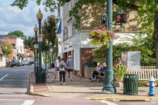 Ben Avon Heights is very close to the shopping and dining options in Sewickley.