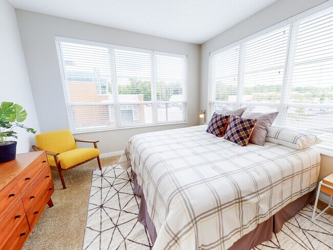 Graceland Flats, Columbus, OH 43214 - photo 5