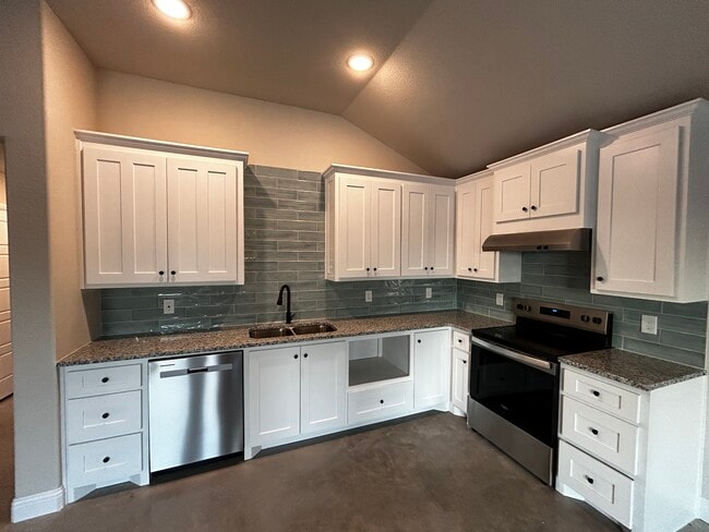 1400 E Dry Creek Rd unit 1400 E Dry Creek 10, Poolville, TX 76487 - photo 3