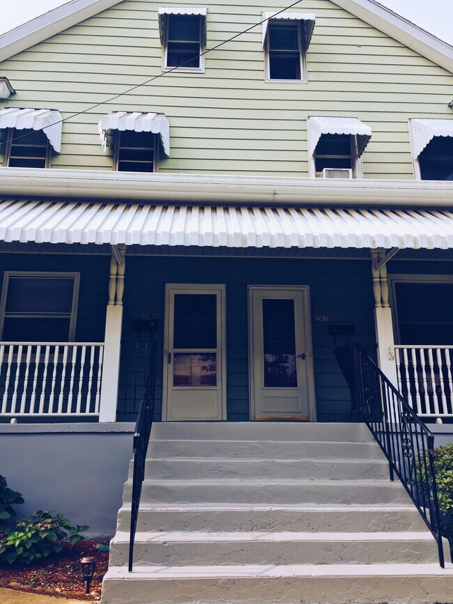1205 Bryn Mawr St, Scranton, PA 18504
