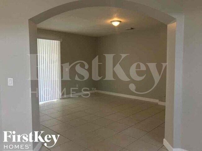 15320 SW 141st Ct, Miami, FL 33177 - photo 4