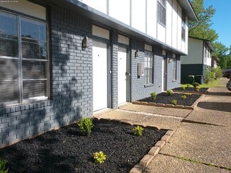 8302 Woodview Dr E Unit B, Sherwood, AR 72120