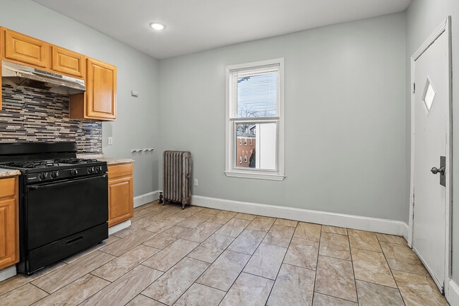 69 Cedar Ave unit 2, Newark, NJ 07106 - photo 5