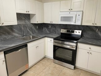 760 SE 2nd Ave, Deerfield Beach, FL 33441