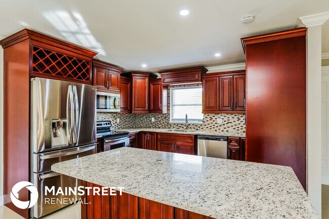 300 E 10th St, Lehigh Acres, FL 33972 - photo 6