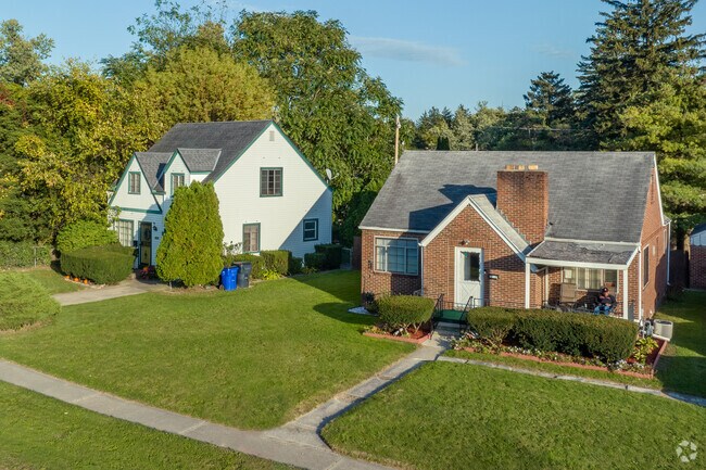 Homes neatly line the streets of Scott Park.
