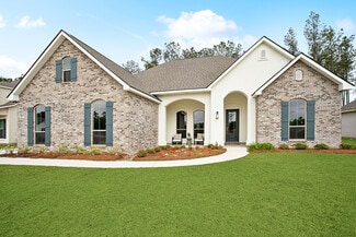 39075 Taylor St, Pearl River, LA 70452