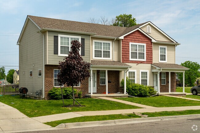 New multifamily homes provide plenty of room for families in Detroit's Fox Creek neighborhood.