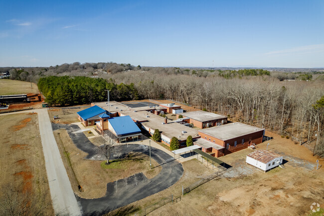 Front of Alma Elementary School