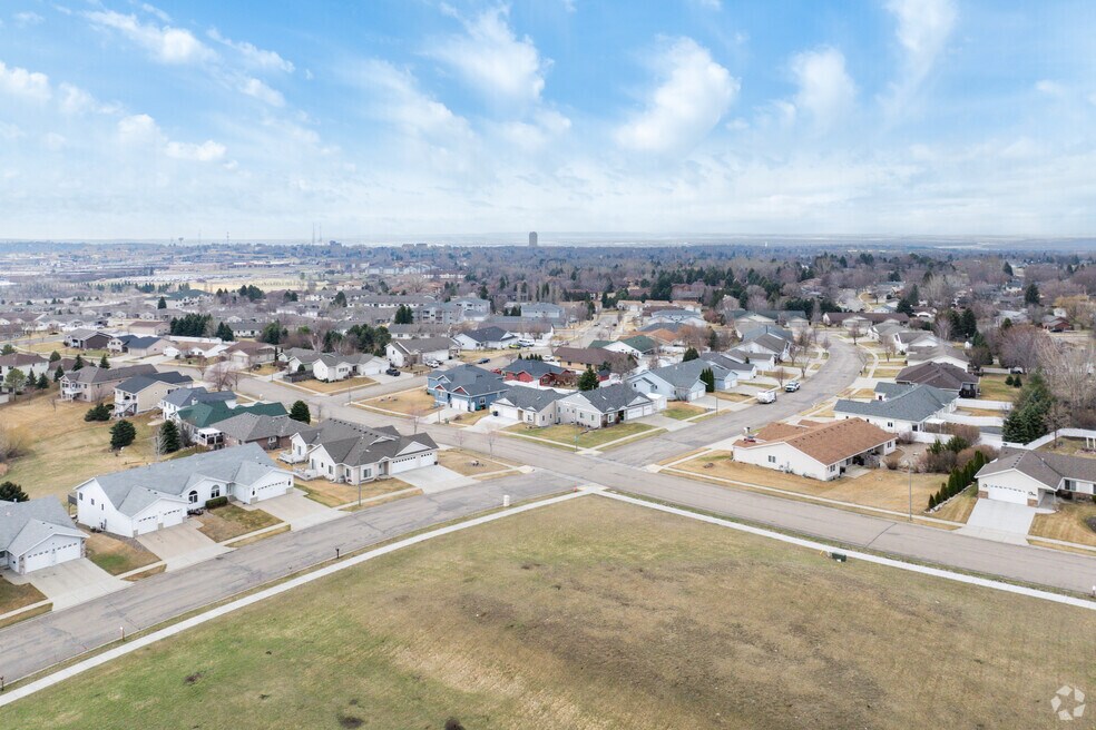 NH_NorthHills_559607_P2_052025_BY_V3