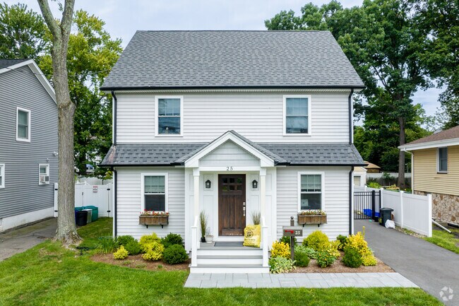 Beautiful Four Square homes are prevalent in Waldwick.