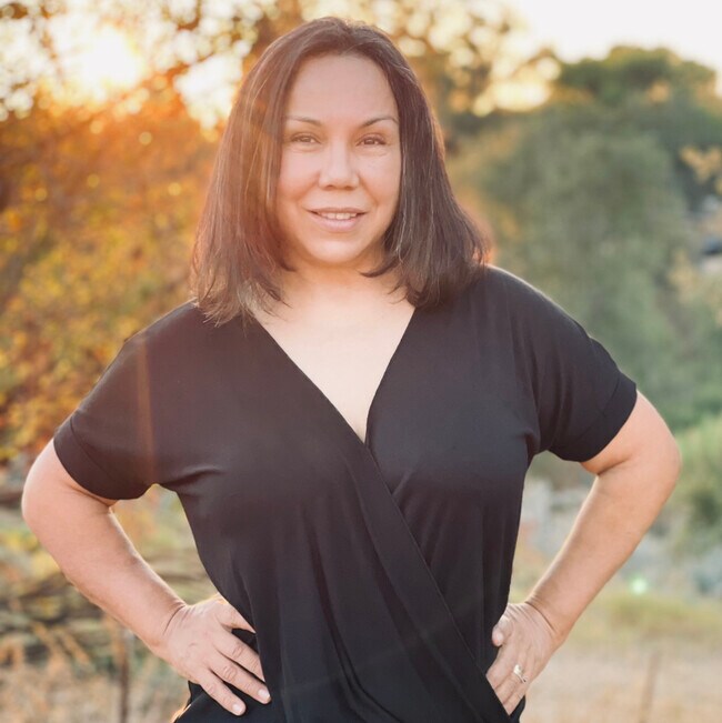 Maria Hamane, Realtor