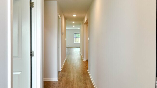 96 Clearwater Dr unit 36207489, Brookland, AR 72417 - photo 2