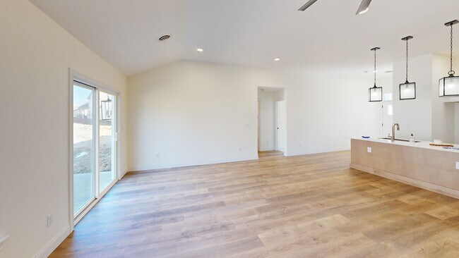 2622 Chancery Ln, Richmond, IN 47374 - photo 2