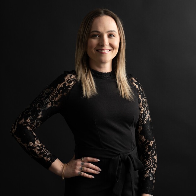 Agent Photo