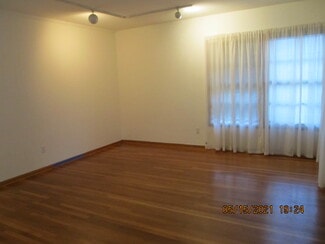 8124 Gonzaga Ave, Los Angeles, CA 90045