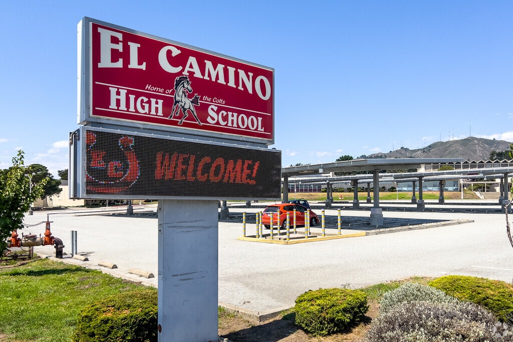 El Camino High School is a sprawling campus in Sunshine Gardens.