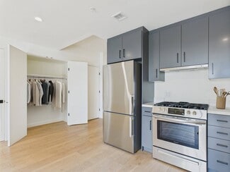 3400 W Sunset Blvd, Los Angeles, CA 90026