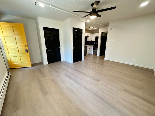 1216 Maple St unit 2, Fort Collins, CO 80521 - photo 3