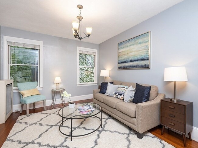 200 Sumner St unit 2B, Newton Center, MA 02459 - photo 2