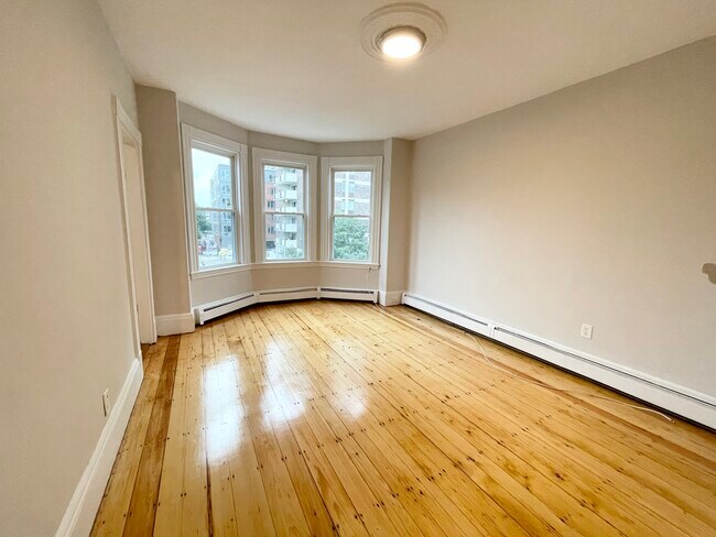 1578 Tremont St unit 3, Roxbury Crossing, MA 02120 - photo 2