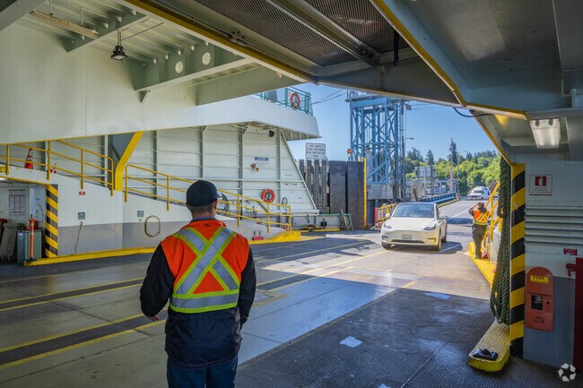 Hop on a ferry to Seattle from the Southworth Ferry dock just a few minutes from Bethel.