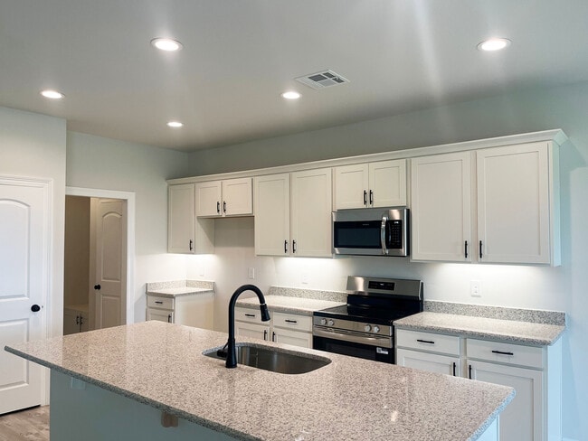 121 Pine Harvest Ln, Scott, LA 70583 - photo 3