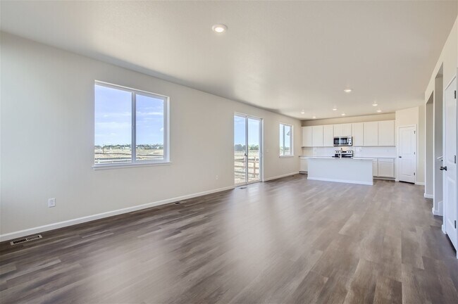 890 Mesic Ln, Windsor, CO 80550 - photo 6