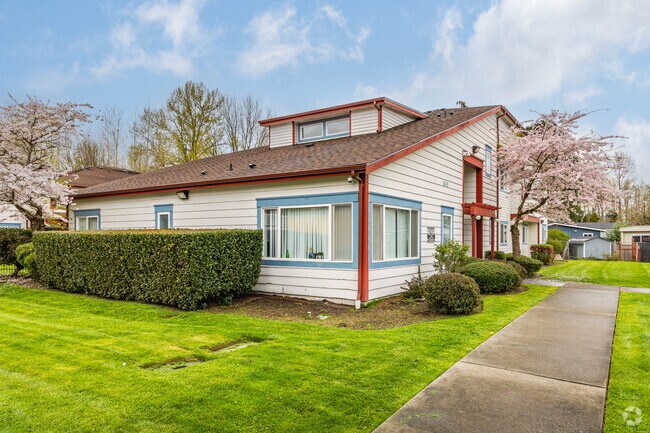 Condominiums are some of the most common styles of homes in the O'Brien neighborhood.