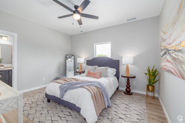 3BR, 2BA - 1,418SF - Primary Bedroom