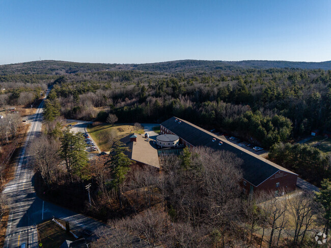 Boynton Middle School in New Ipswich, NH serves grades 6-8.
