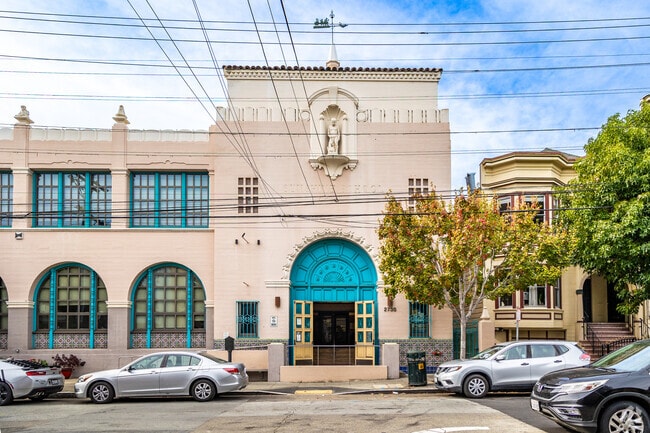 The Bryant Street entrance of Hilltop High School.